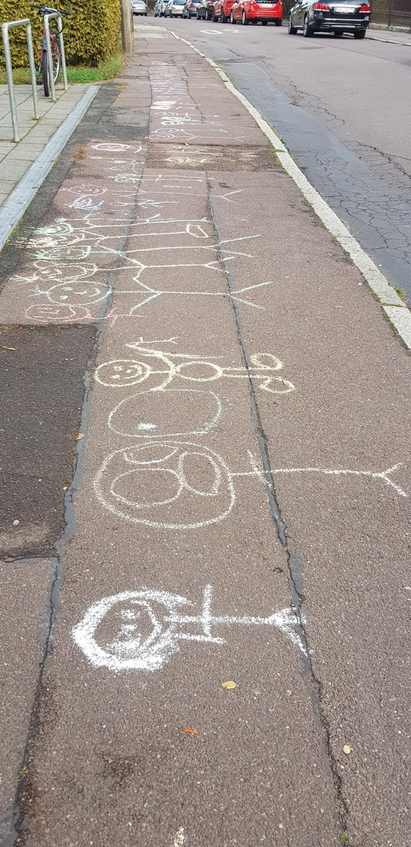 Straße 2
